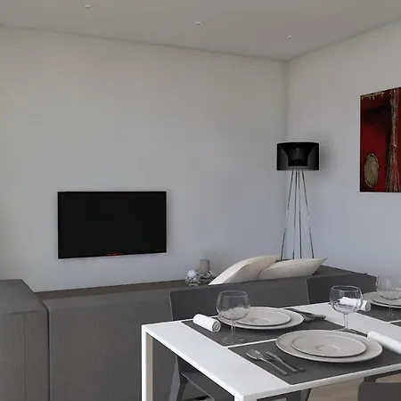 Apartment West Beach
